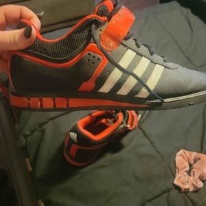 Adidas powerlift 2